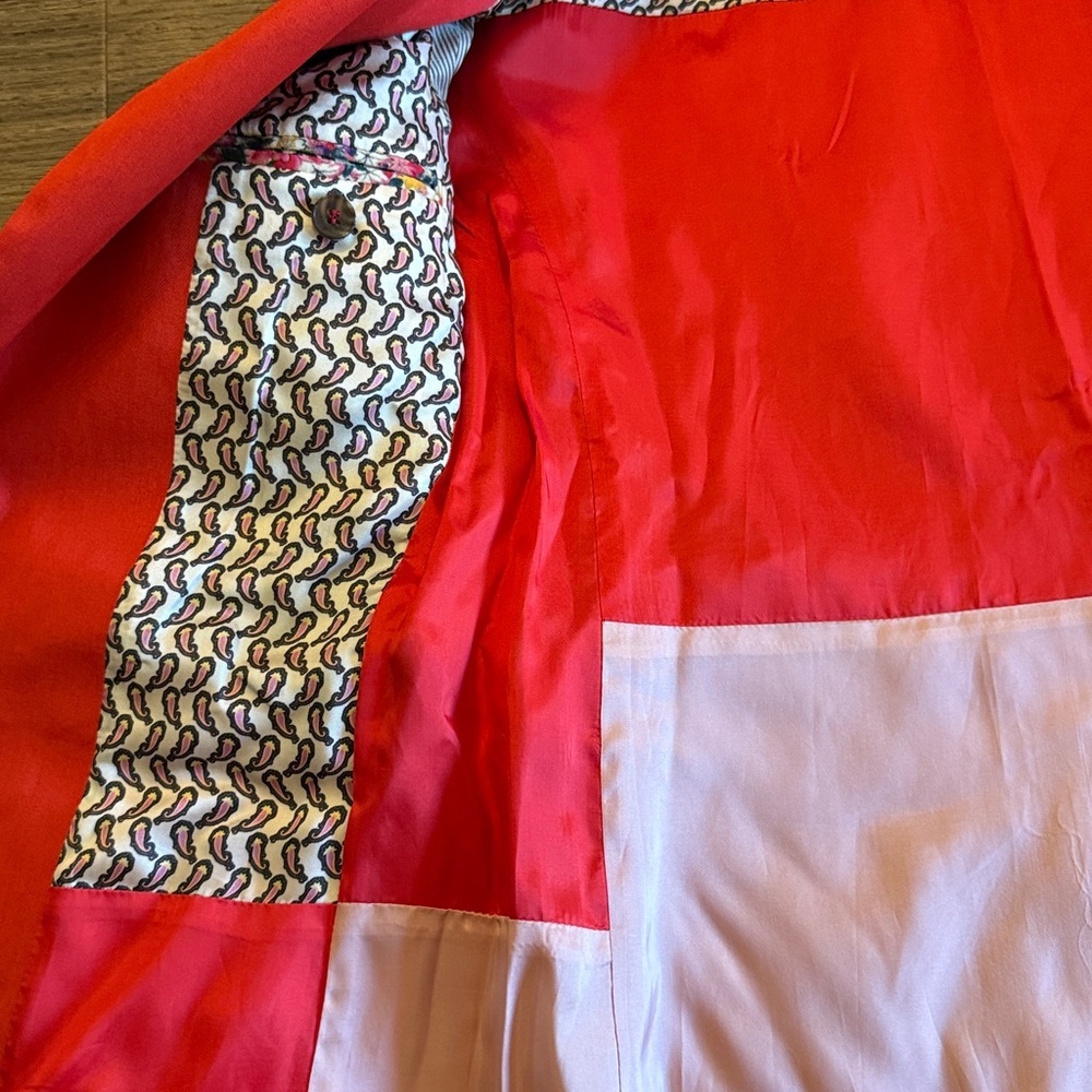 Etro Vibrant Red Jacket With Patterned Lining - image 5